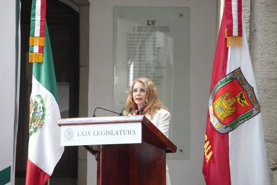 LXIV legislatura conmemora Día de la Bandera con acto cívico