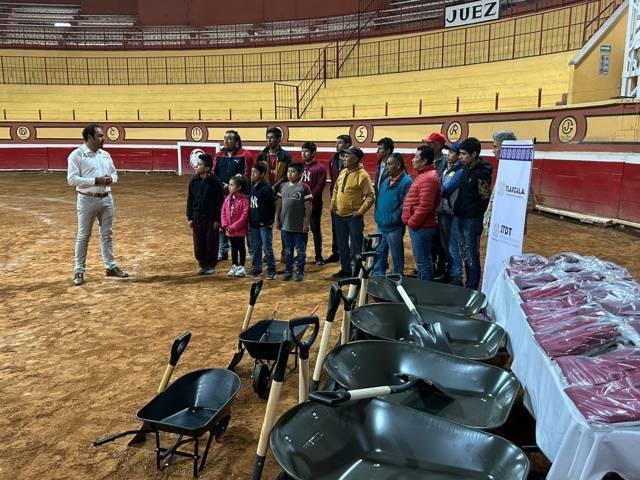 Entrega ITDT apoyos taurinos