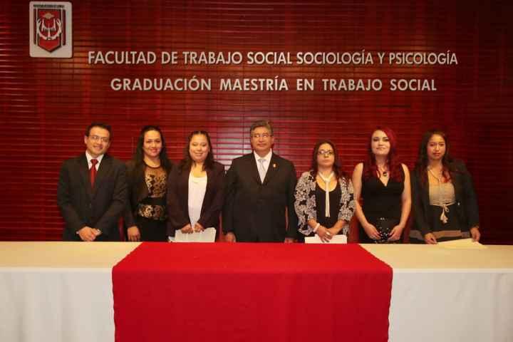 Egresa primera generación de la Maestría en Trabajo Social de la UAT