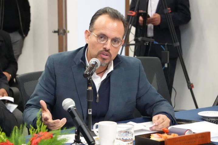 Urge Cambrón investigar presunta corrupción en Procuraduría del Medio Ambiente