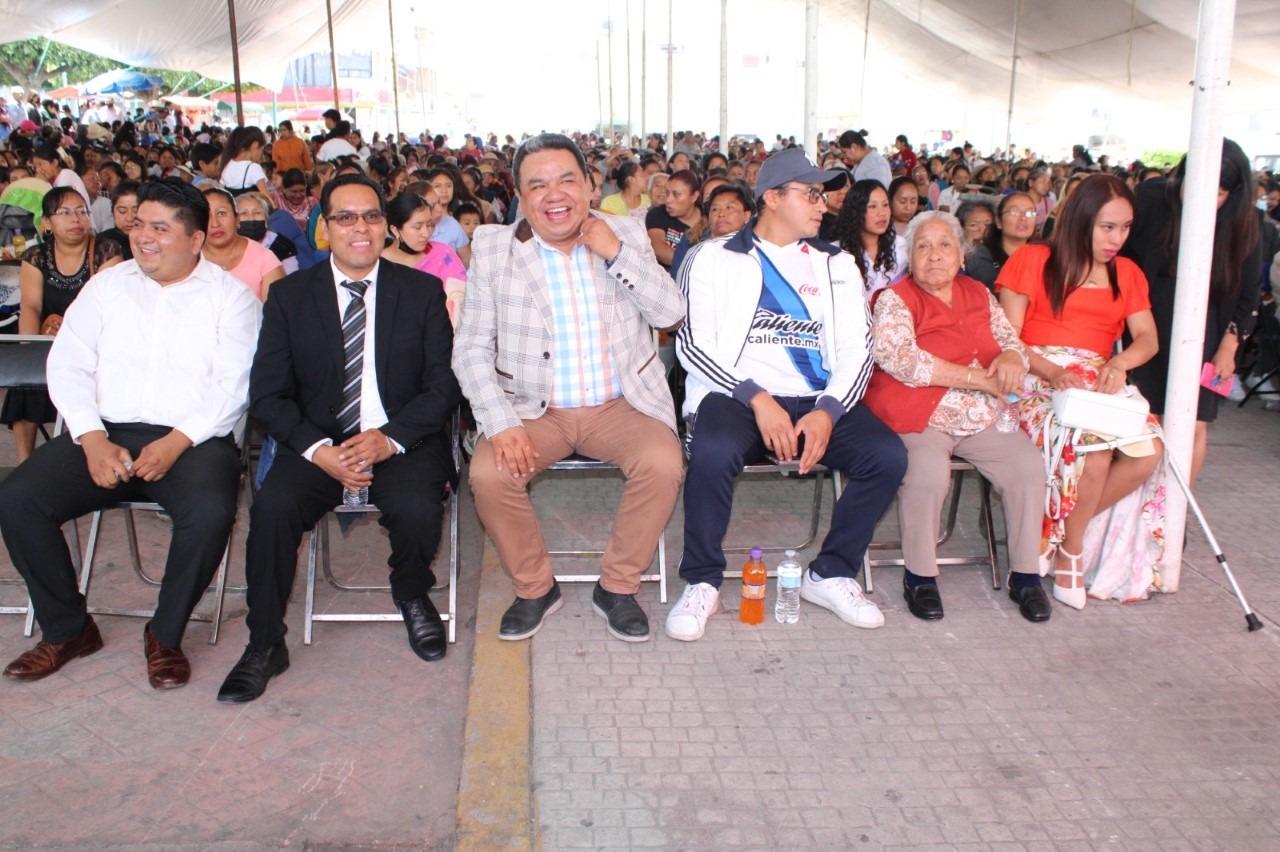 Las mamás de San Pablo del Monte son ejemplo de lucha y liderazgo: Raul Juárez 