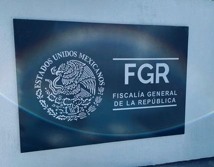 Vinculan a menor de edad a proceso por tener en su poder cartuchos  de 9 mm