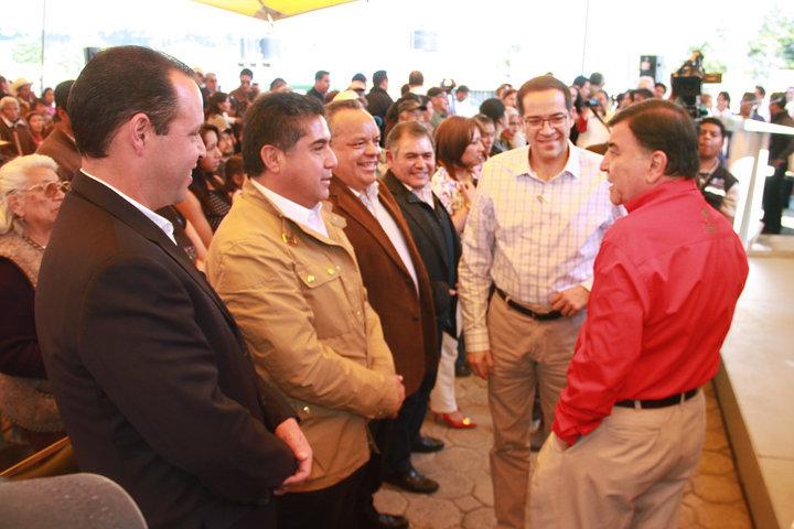 Recibe Apizaco apoyo del gobierno federal y estatal por frentes fríos 