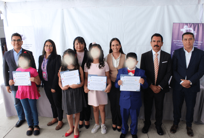 IAIP premia dibujos ganadores de Concurso: “Protegiendo mis Datos Personales”