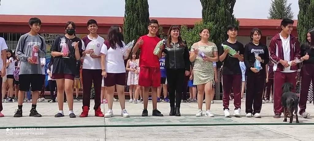 La congresista Gabriela Brito celebra el día del estudiante en Tlaxcala