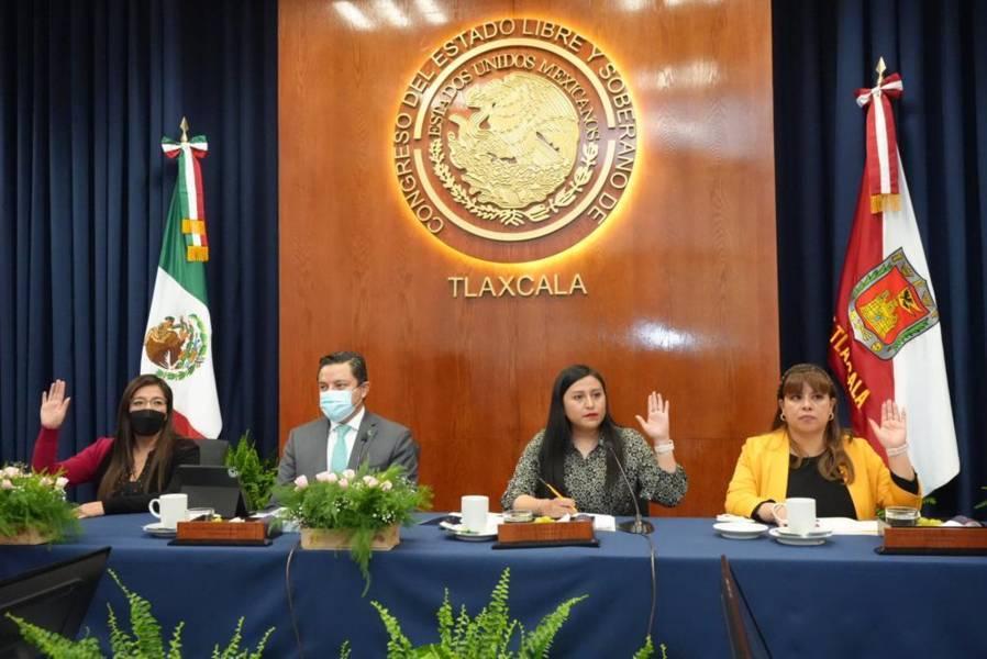 Fortalece gobierno del estado sistema de salud para la población sin seguridad social