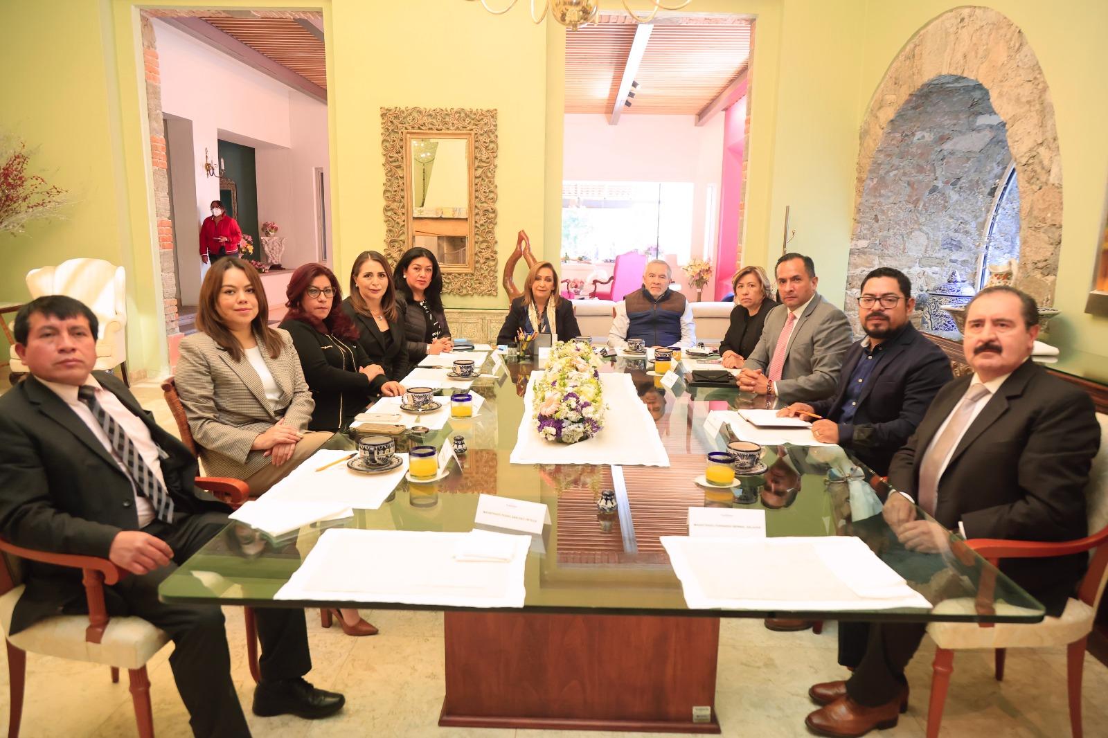 Realiza gobierno del estado y TSJE primera mesa de justicia 