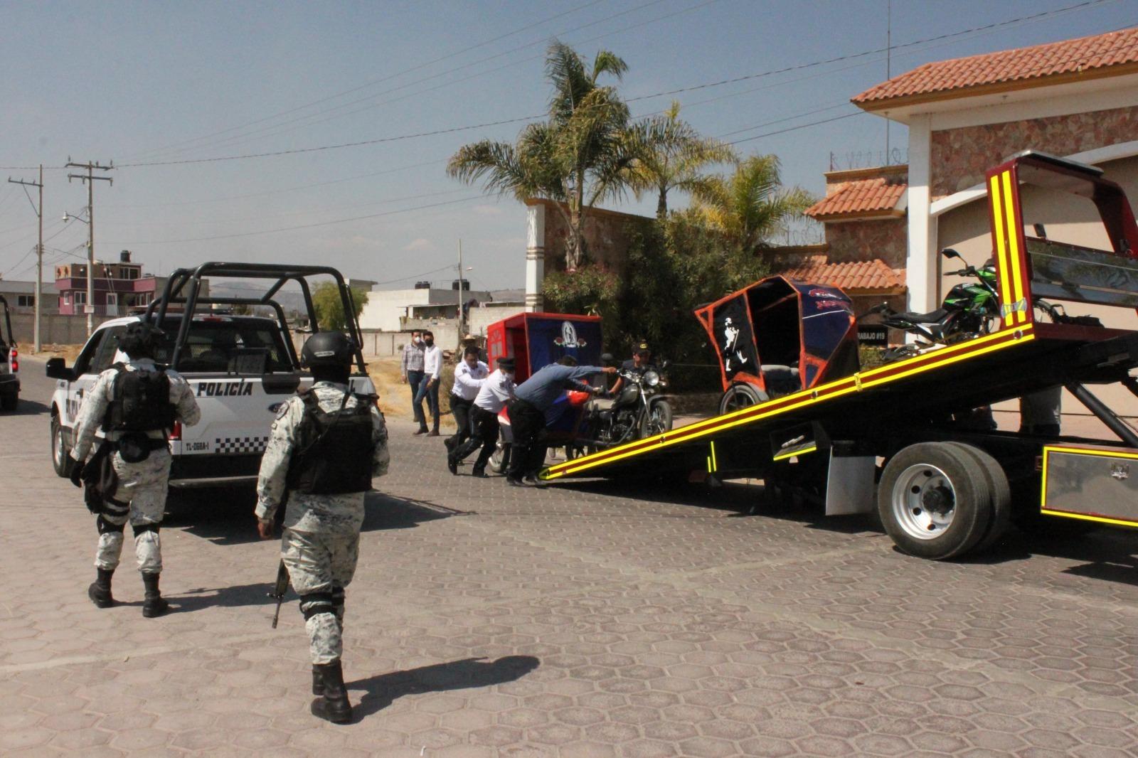 Asegura SMyT dos mototaxis en Ixtacuixtla 