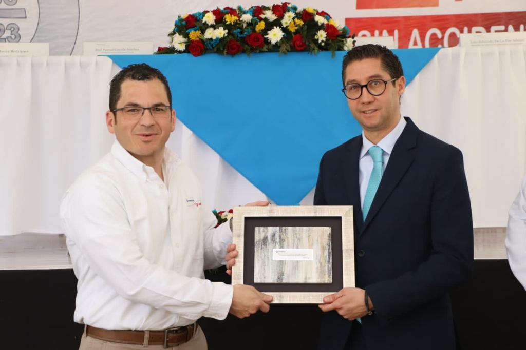 Reconoce Sedeco el incremento de operaciones de Porcelanite Lamosa en Tlaxcala