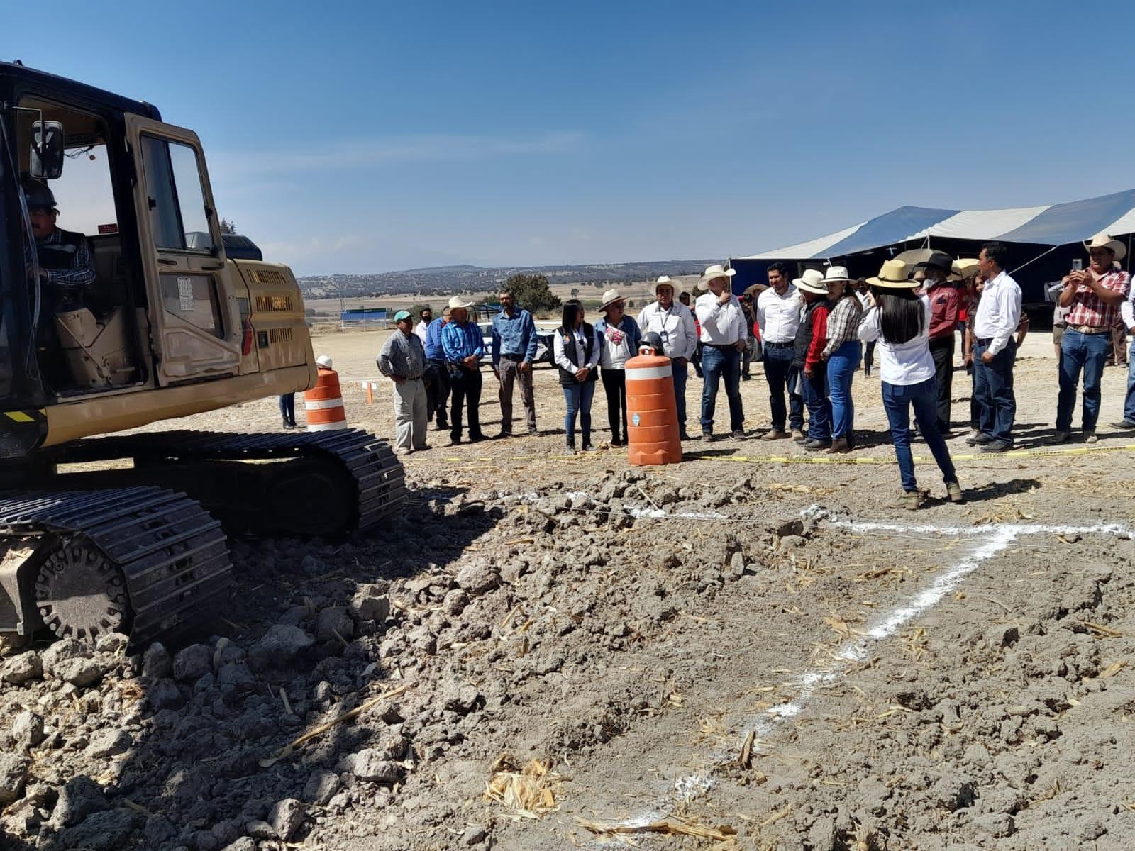 Impulsa SIA trabajos  para captación de agua en jagüeyes