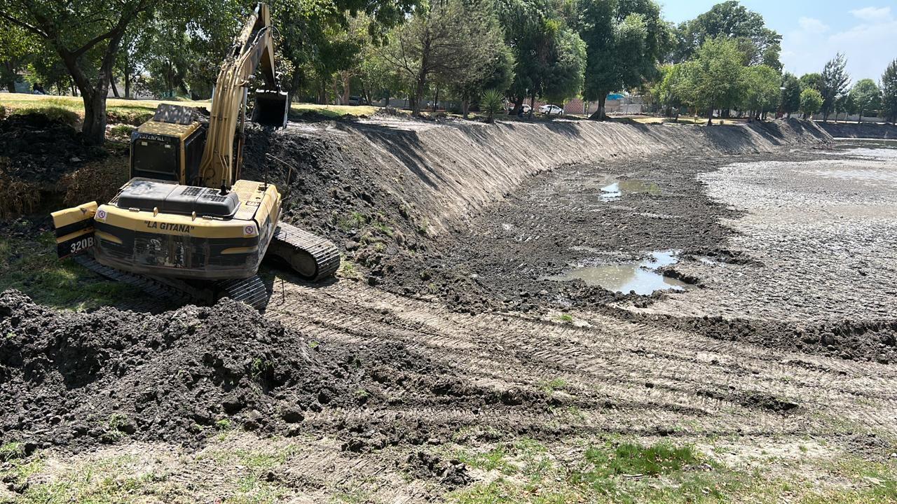 Inicia gobierno del estado rescate de cuerpo de agua en Zacatelco