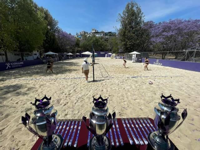 Premian en el torneo “4 Señoríos” la disciplina de voleibol de playa