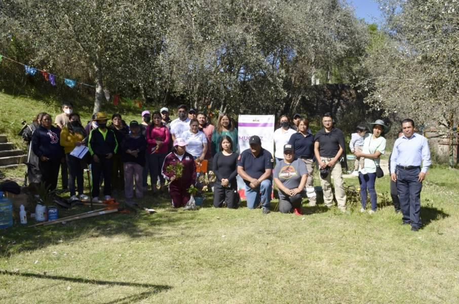 Mujeres en Amaxac se suman al rescate y apropiación de espacios comunitarios