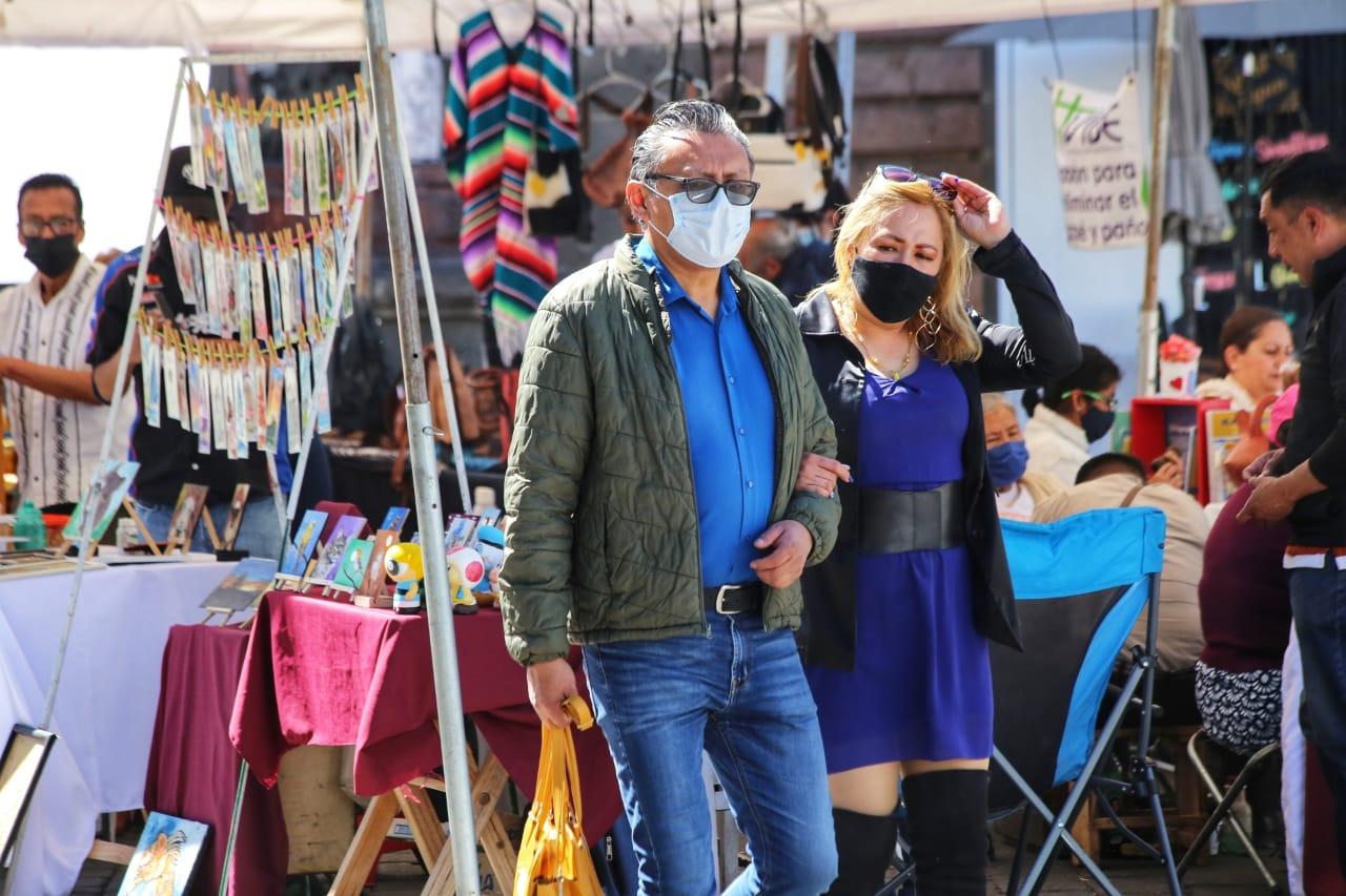 Disfrutan turistas de la capital de Tlaxcala 