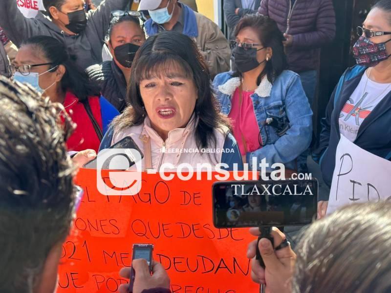 Se manifiestan pensionados del sindicato 7 de mayo