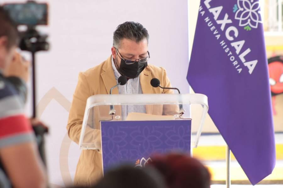 Entrega la gobernadora de Tlaxcala, obra en el jardín de niños Álvaro Obregón 