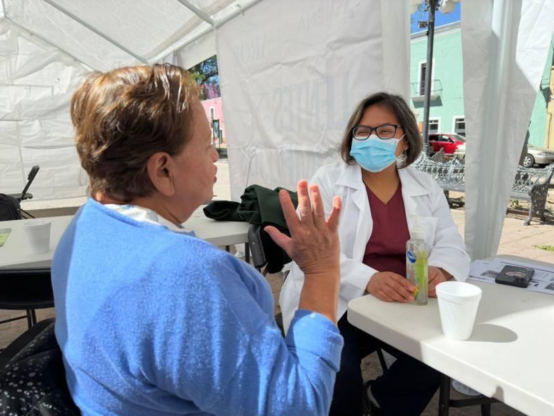 Realizan Jornada de salud visual y atención integral en la plaza Xicohténcatl 