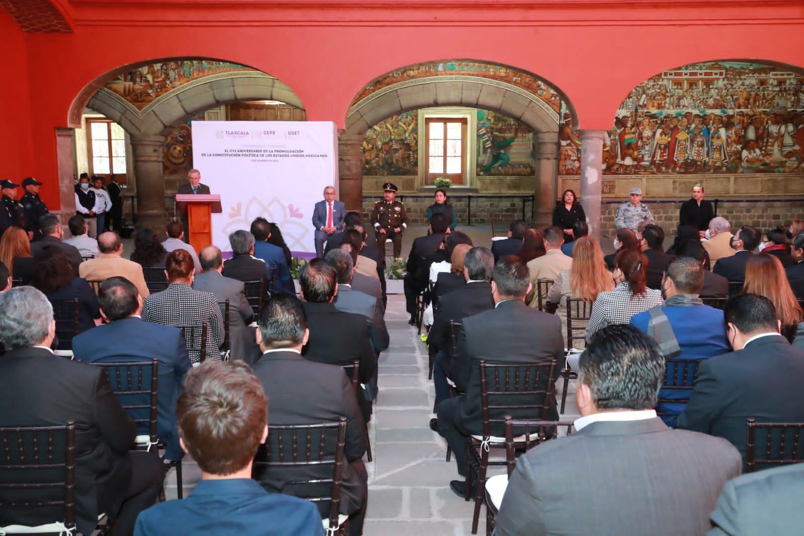 Conmemoran autoridades estatales 106 Aniversario de la promulgación de la constitución política de los Estados Unidos Mexicanos