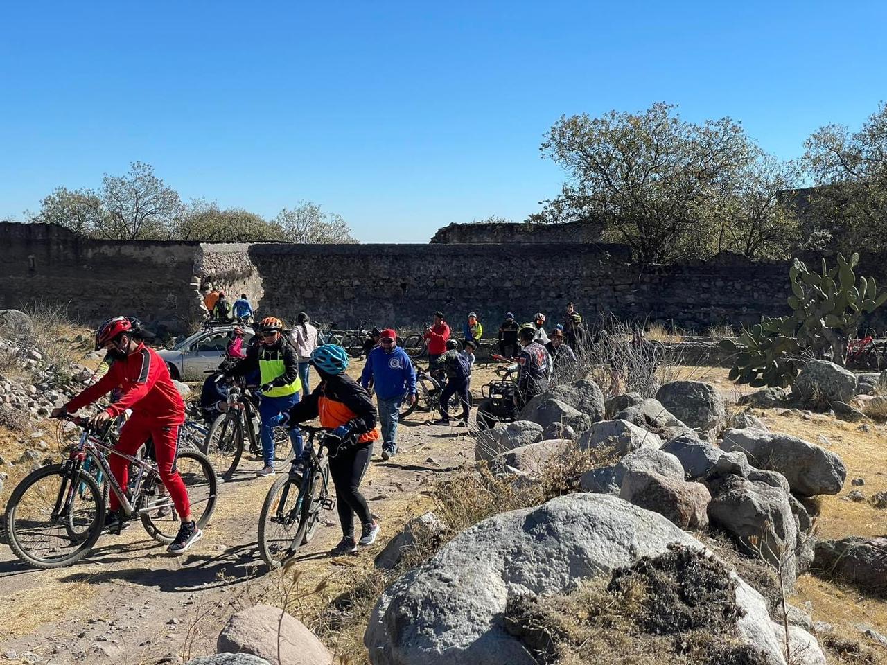 Participaron más de 100 ciclistas en el programa “Biciteando Tlaxcala”, en Ixtenco