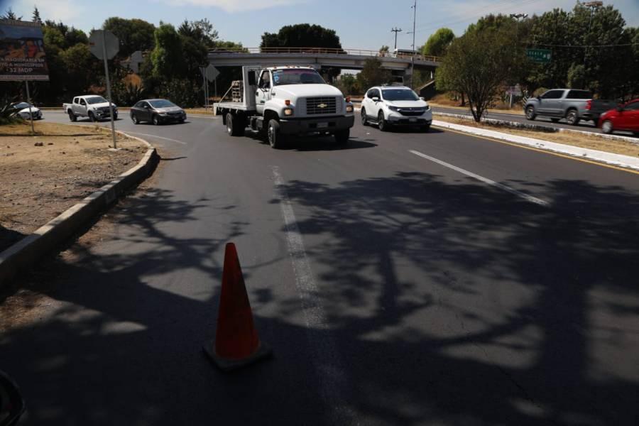 Realizan trabajos de mantenimiento de carreteras en la zona del Trébol