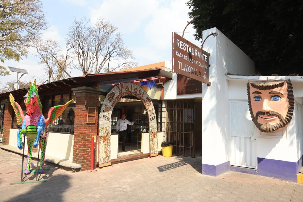 Inauguró Gobernadora restaurante el corazón de la comida tlaxcalteca “Yólotl”