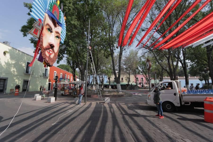 Alistan avenida Independencia con adornos para el carnaval de Tlaxcala  