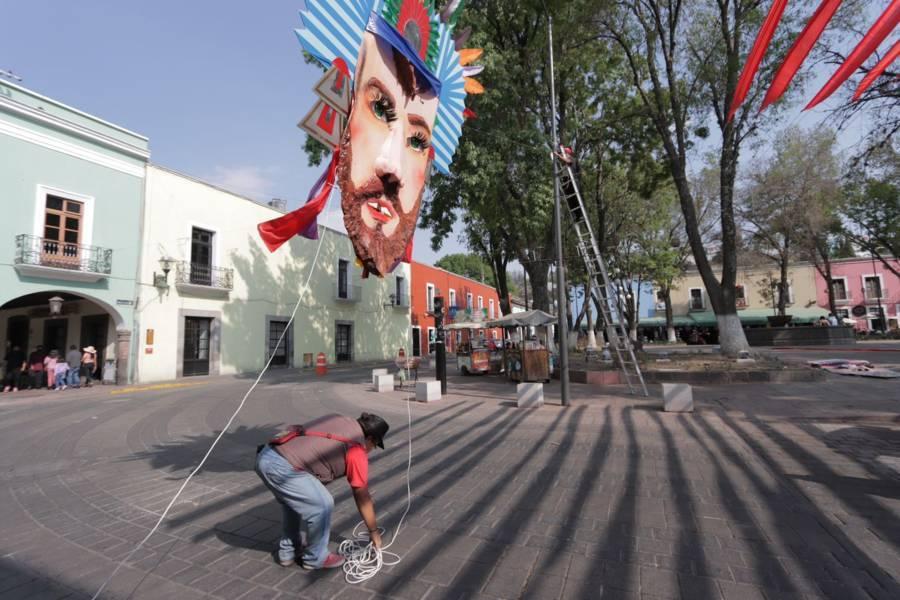 Alistan avenida Independencia con adornos para el carnaval de Tlaxcala  