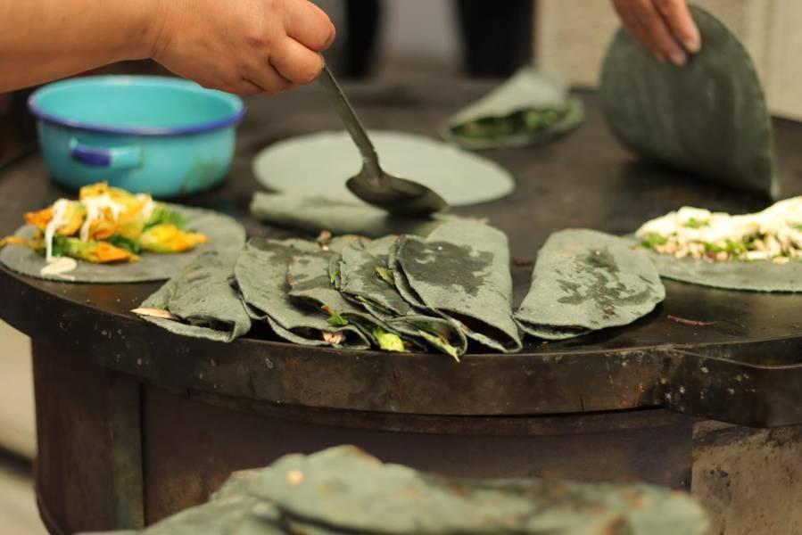 Declaran elaboración de quesadillas como patrimonio gastronómico de Tlaxcala