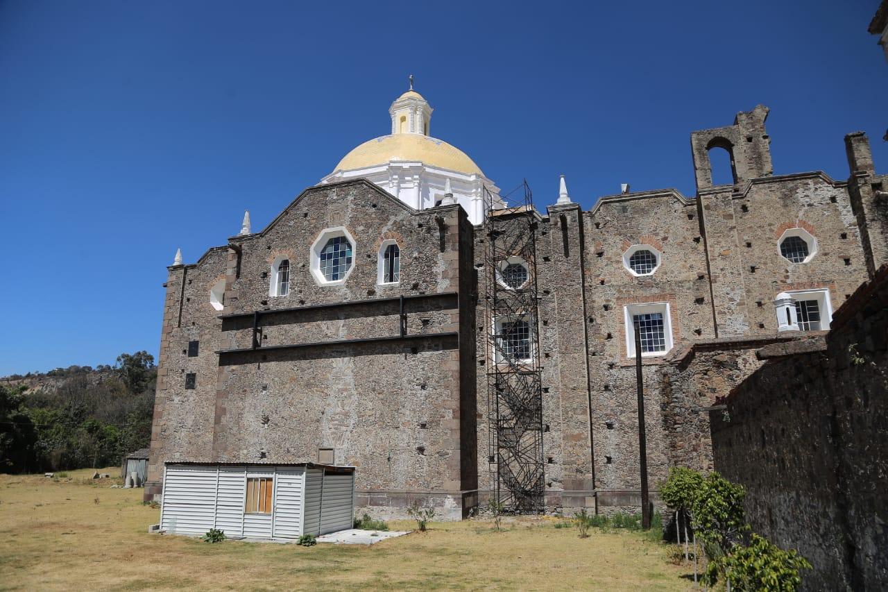 Reemplazan linternilla de la parroquia de San Francisco de Asís en Tepeyanco