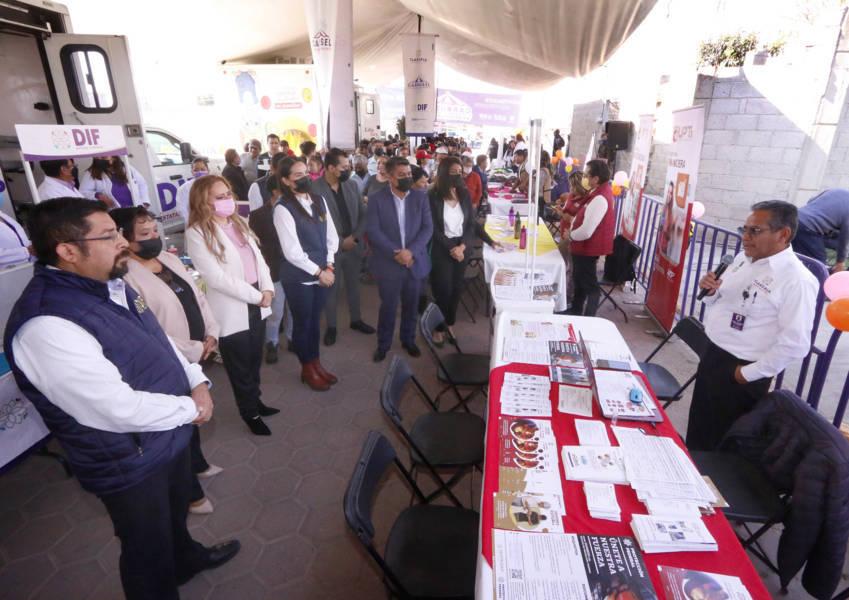 Llega a Axocomanitla el primer carrusel de información y servicios del año