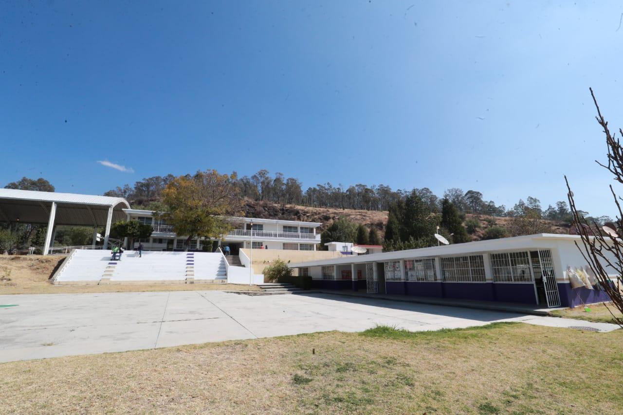 Entregó gobierno del estado obra de rehabilitación de telesecundaria “Xochitécatl” en Natívitas