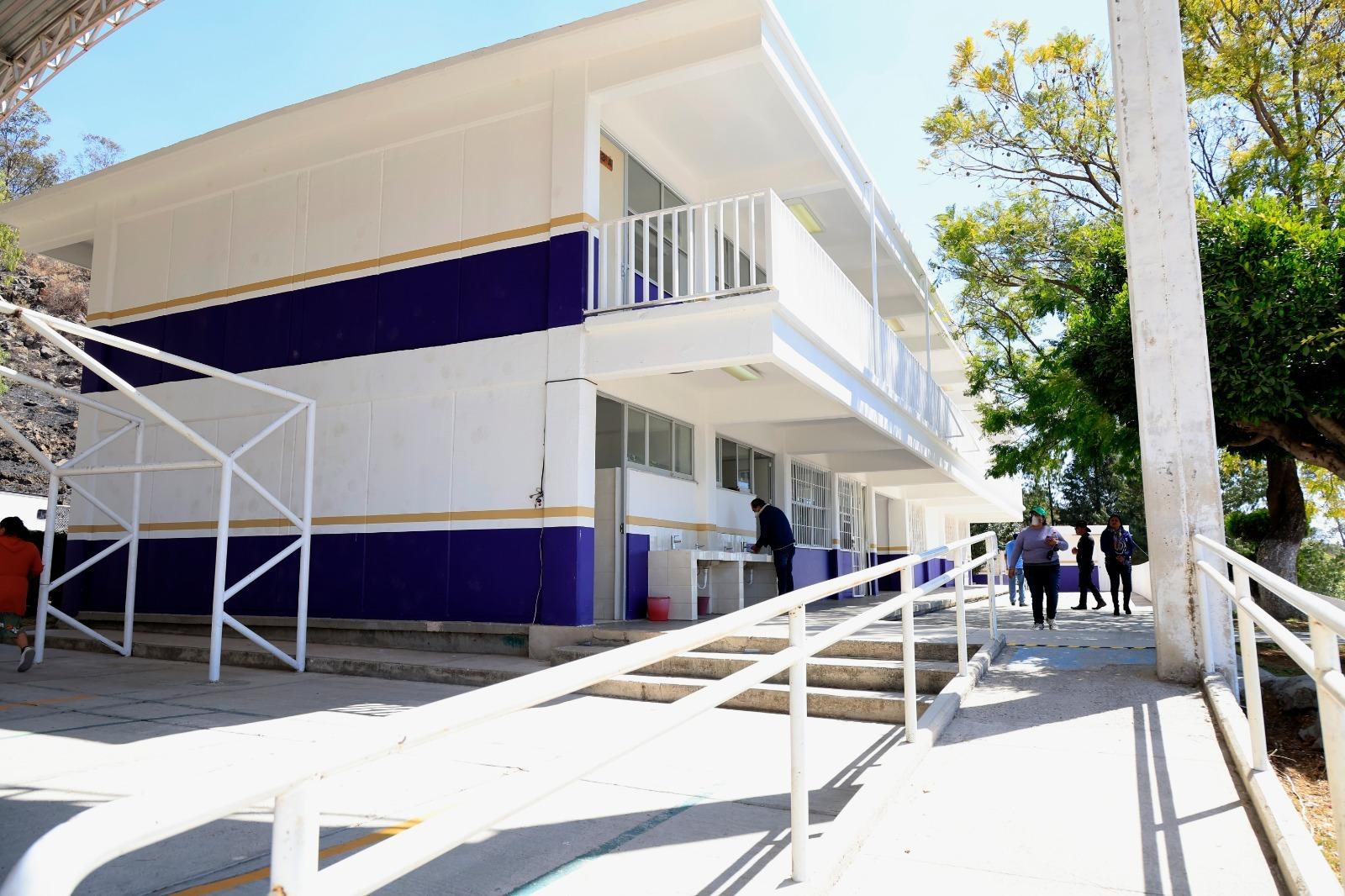 Entregó gobierno del estado obra de rehabilitación de telesecundaria “Xochitécatl” en Natívitas