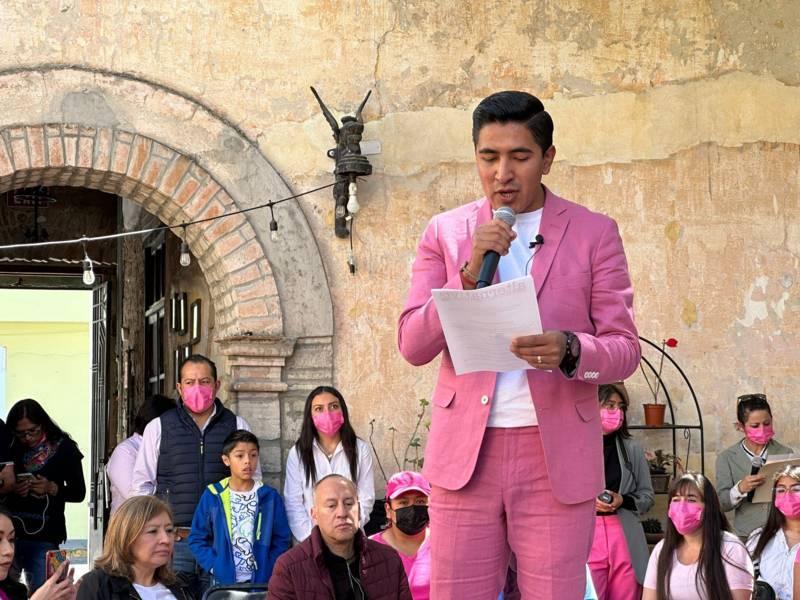 Rinde protesta Martín Ordóñez como dirigente estatal del Partido Alternativa, en Tlaxcala