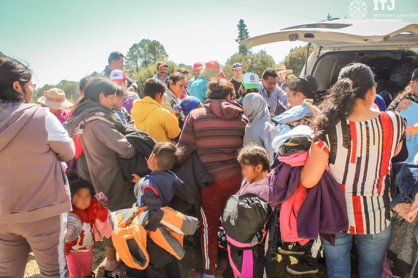 Beneficia a más de 4 mil familias la campaña “Kilómetros Que Abrigan”