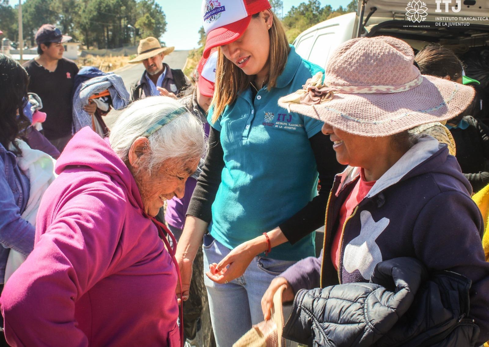 Beneficia a más de 4 mil familias la campaña “Kilómetros Que Abrigan”