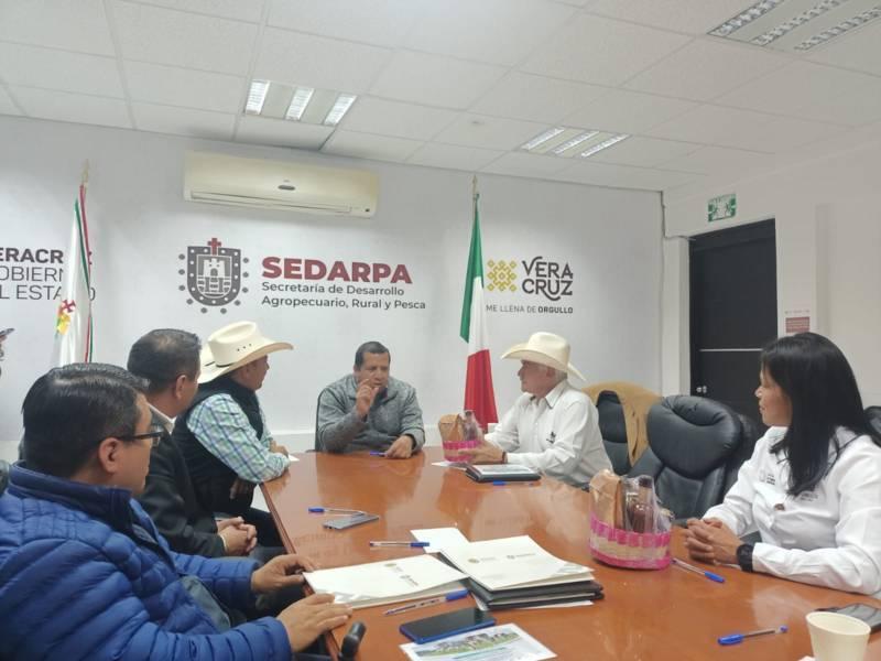 Firma SIA convenio con Veracruz, Puebla y Morelos para la movilización de colmenas pobladas