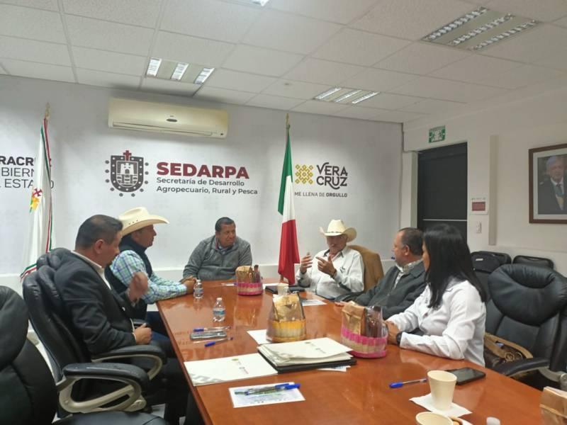 Firma SIA convenio con Veracruz, Puebla y Morelos para la movilización de colmenas pobladas