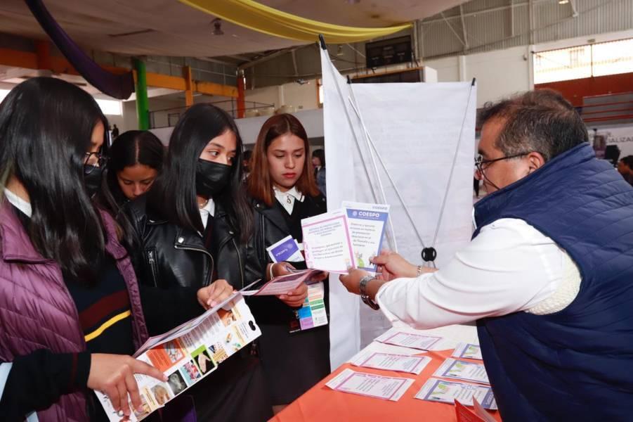 Acerca gobierno del estado las jornadas de información y servicios a niñas, niños y adolescentes de Calpulalpan