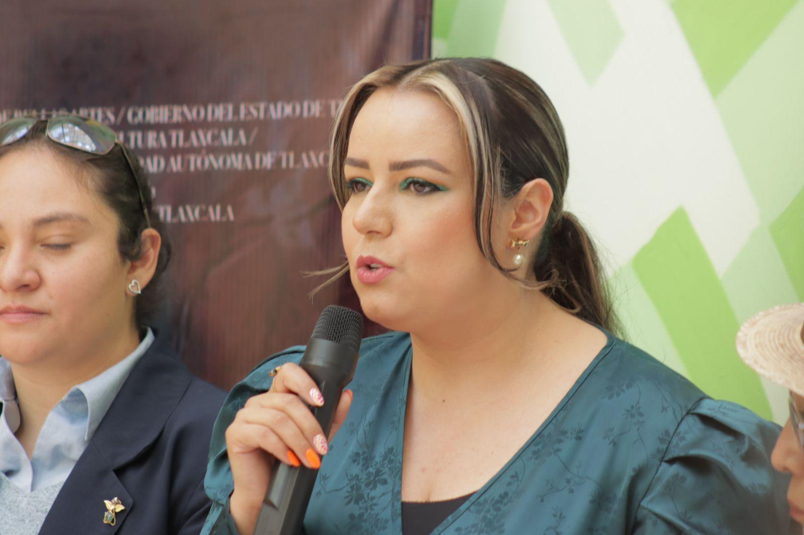 Inauguración de la exposición colectiva “Obra del Huehue” 