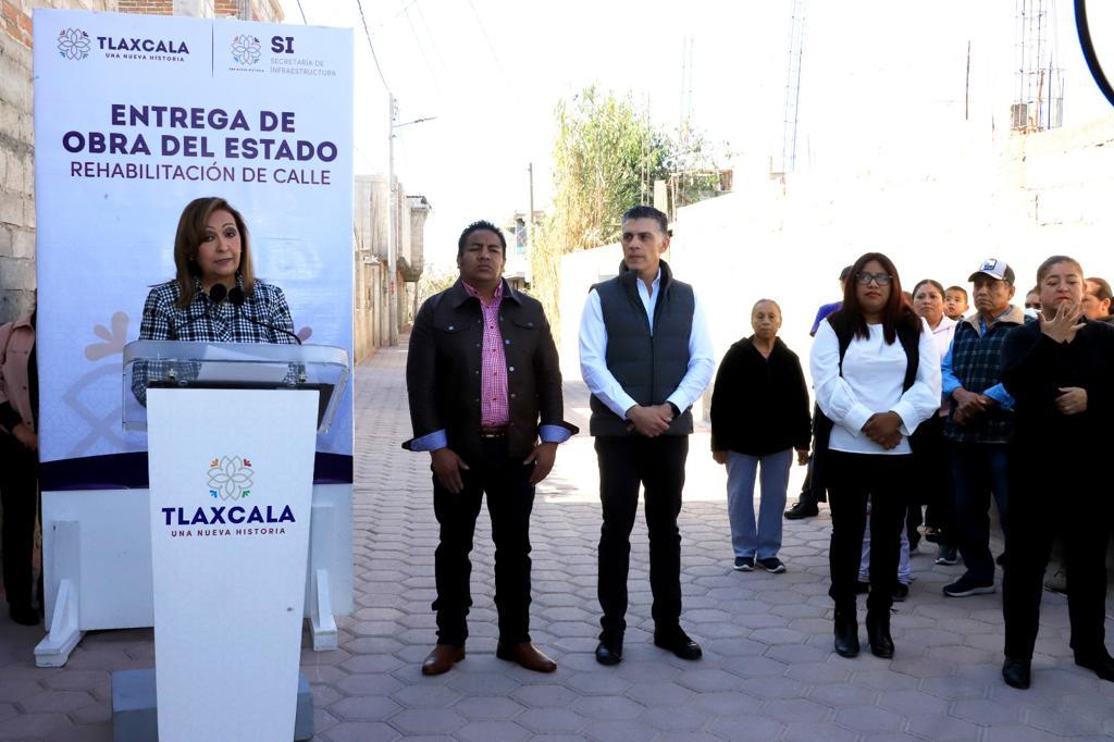 Inauguró Gobernadora Lorena Cuéllar obras públicas en Xiloxoxtla y Teolocholco