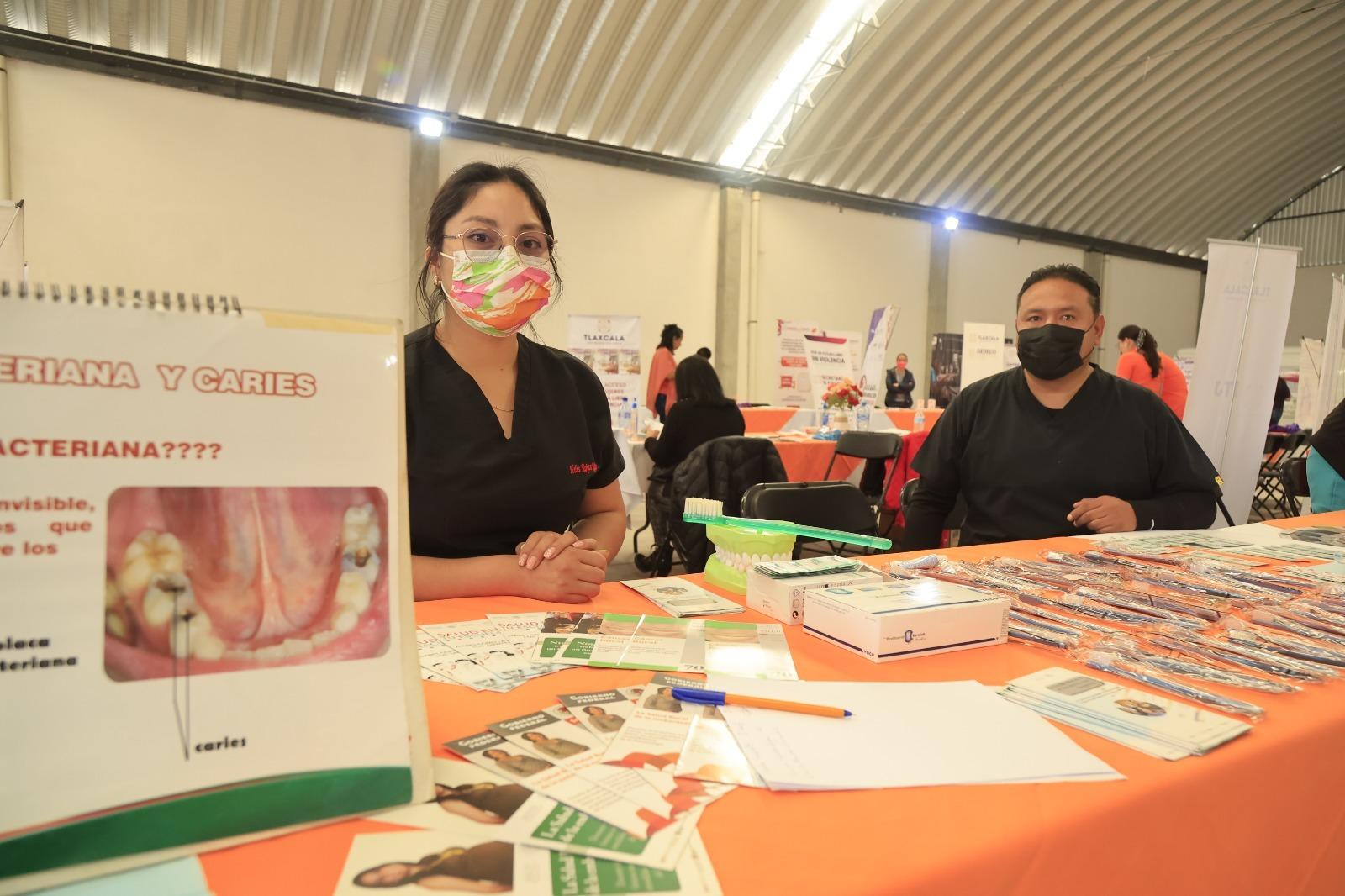 Avanzan las jornadas de información y servicios para atender la AVGM en Tlaltelulco