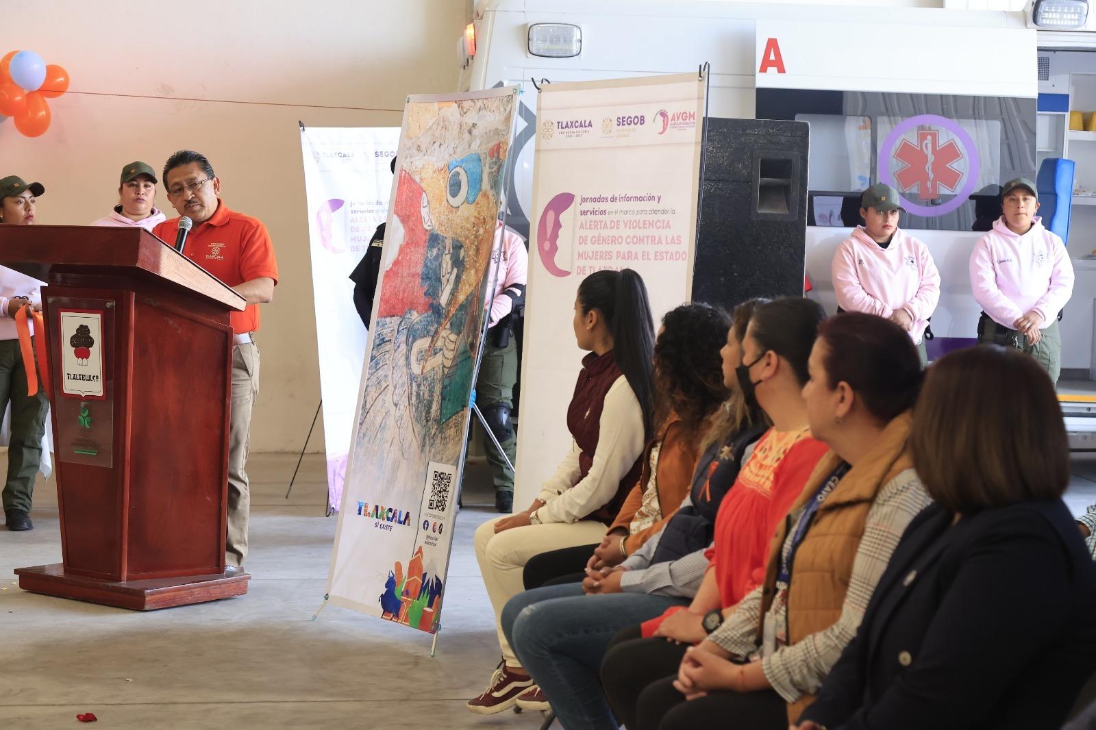Avanzan las jornadas de información y servicios para atender la AVGM en Tlaltelulco