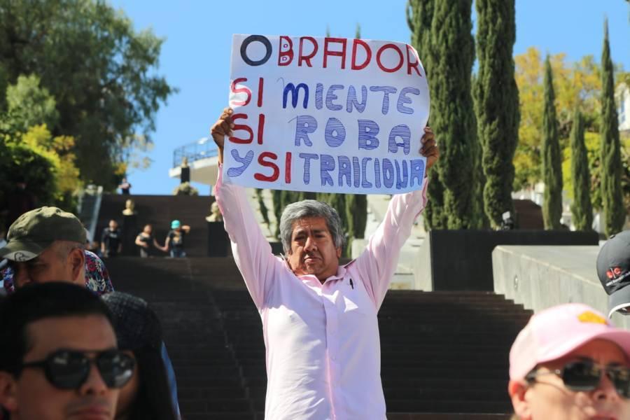 Marchan para defender al INE en Tlaxcala 