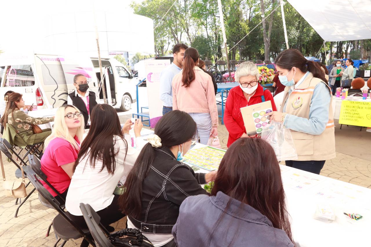 Realizan en Apizaco penúltima jornada de información y servicios para la población