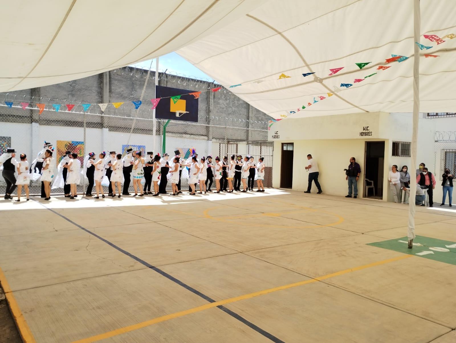 Fomenta SSC tradiciones para la reinserción social