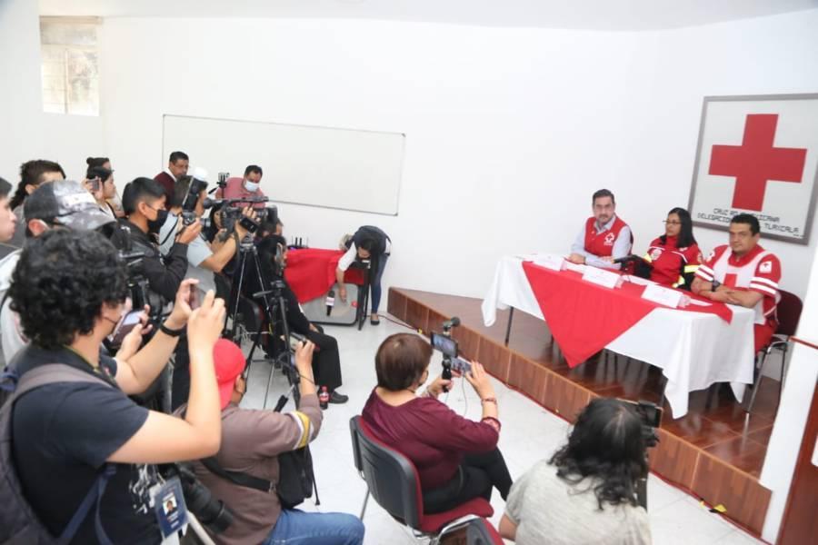 Reconocen a rescatista tlaxcalteca que participó en rescates en Turquía y Siria 