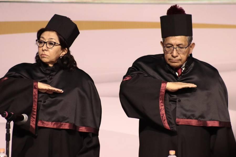 Rinde primer informe de actividades Serafín Ortí Ortíz, rector de la UATx