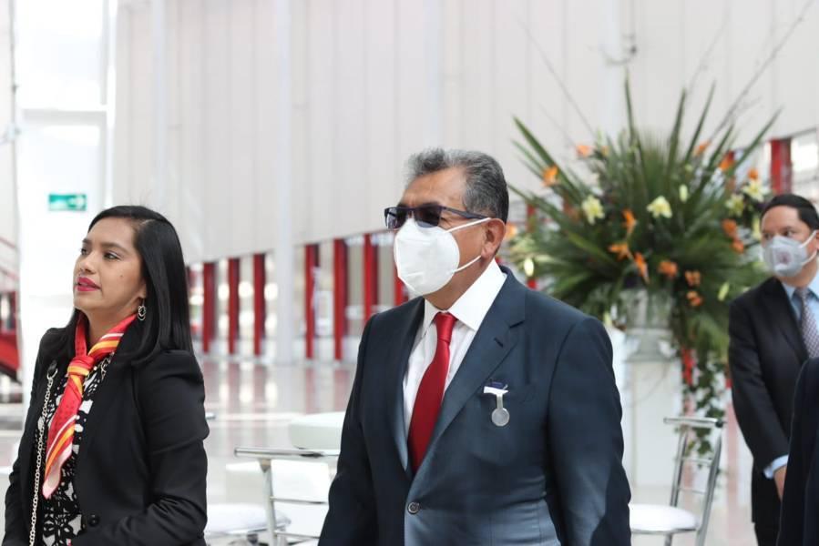 Rinde primer informe de actividades Serafín Ortí Ortíz, rector de la UATx