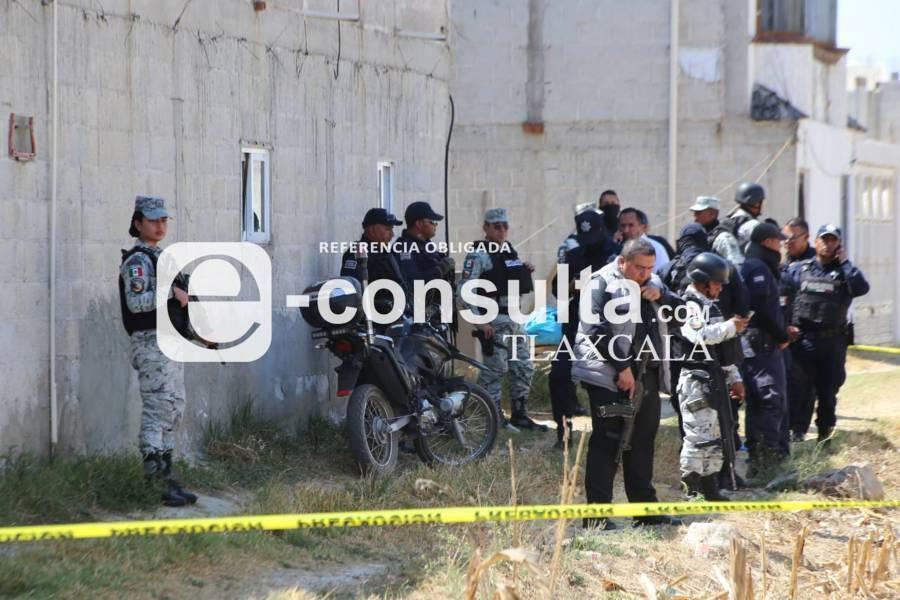 Localizan domicilio donde se resguardaban armas de fuego y chalecos balísticos en Tepetitla 