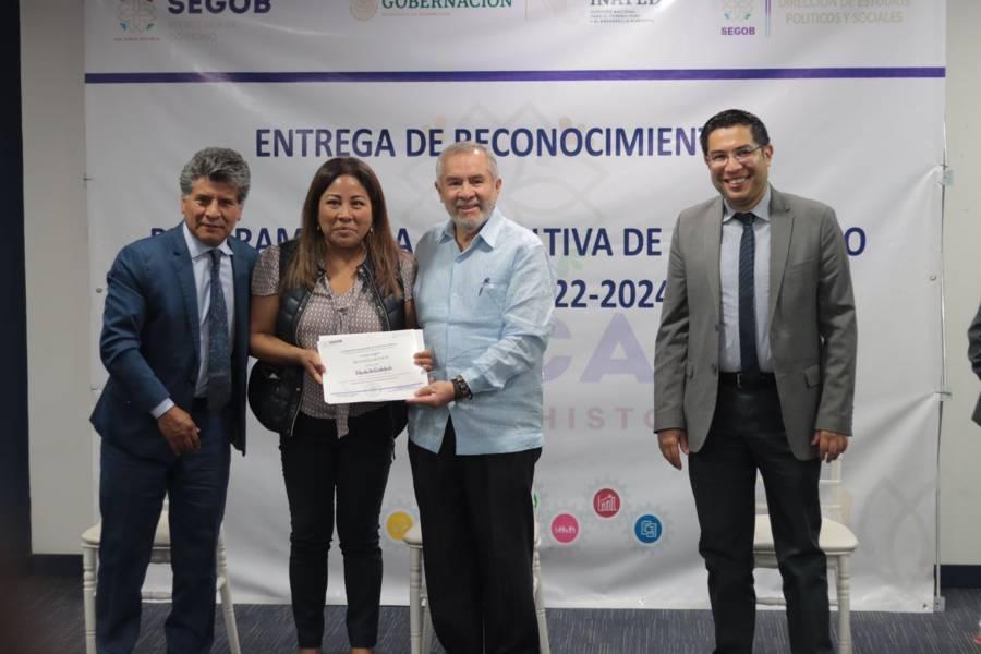 Entrega de reconocimientos del programa "Guía Consultiva de Desempeño Municipal 2022-2024" 